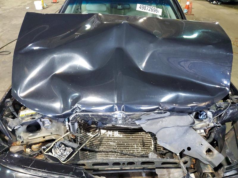 49872696 :رقم المزاد ، 1LNHM82W82Y660732 vin ، 2002 Lincoln Town Car مزاد بيع
