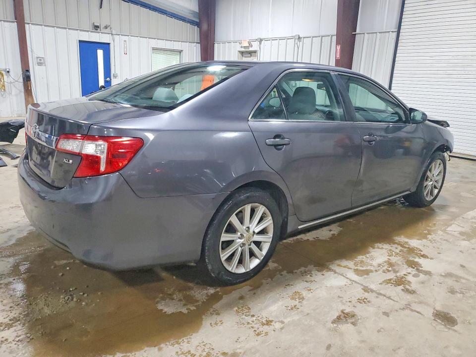 51673516 :رقم المزاد ، 4T4BF1FK5CR162727 vin ، 2012 Toyota Camry مزاد بيع