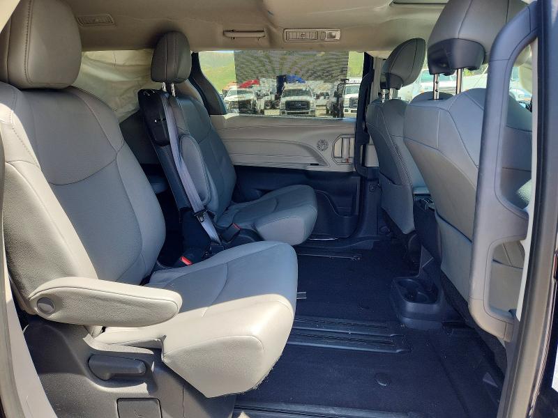 51985176 :رقم المزاد ، 5TDYRKEC2RS194516 vin ، 2024 Toyota Sienna مزاد بيع