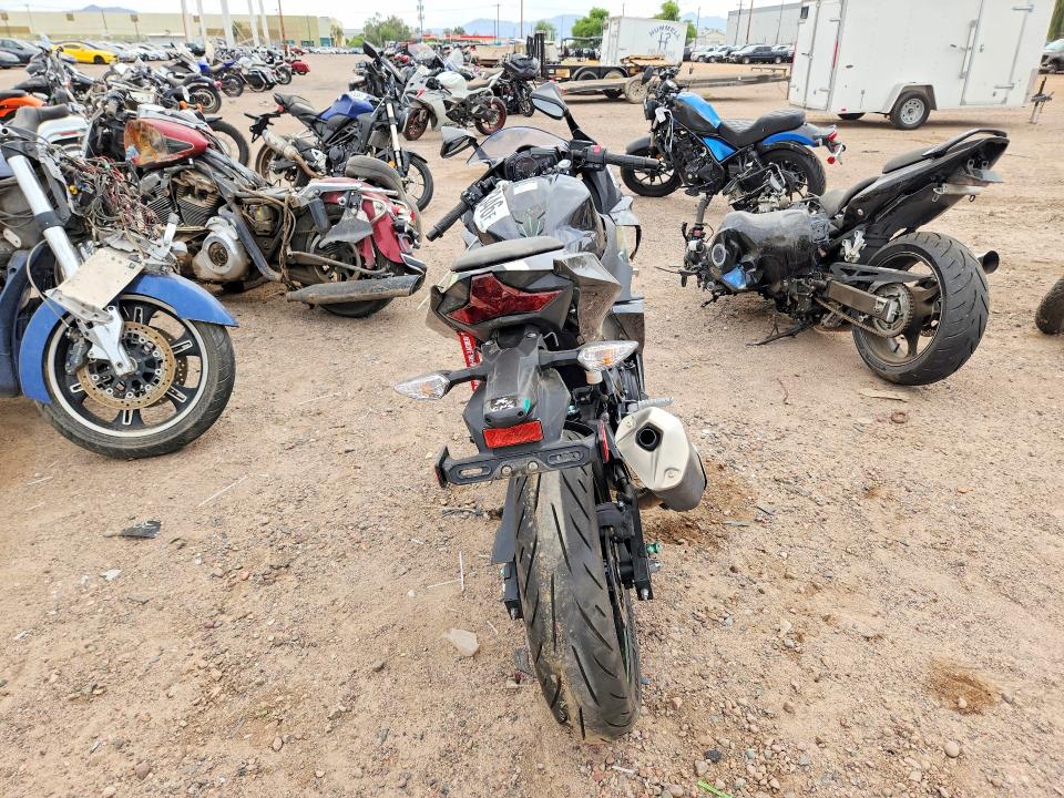 49632346 :رقم المزاد ، JKAEXKG12NDAG4481 vin ، 2022 Kawasaki Ex400 مزاد بيع