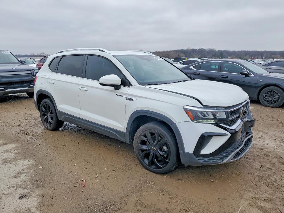 Продажа на аукционе авто 2022 Volkswagen Taos, vin: 3VVLX7B2XNM023825, номер лота: 48282636