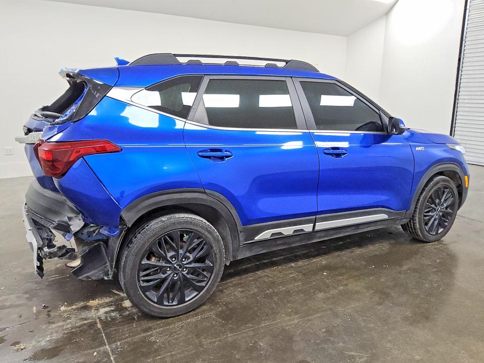50796916 :رقم المزاد ، KNDEUCA23N7247362 vin ، 2022 Kia Seltos مزاد بيع