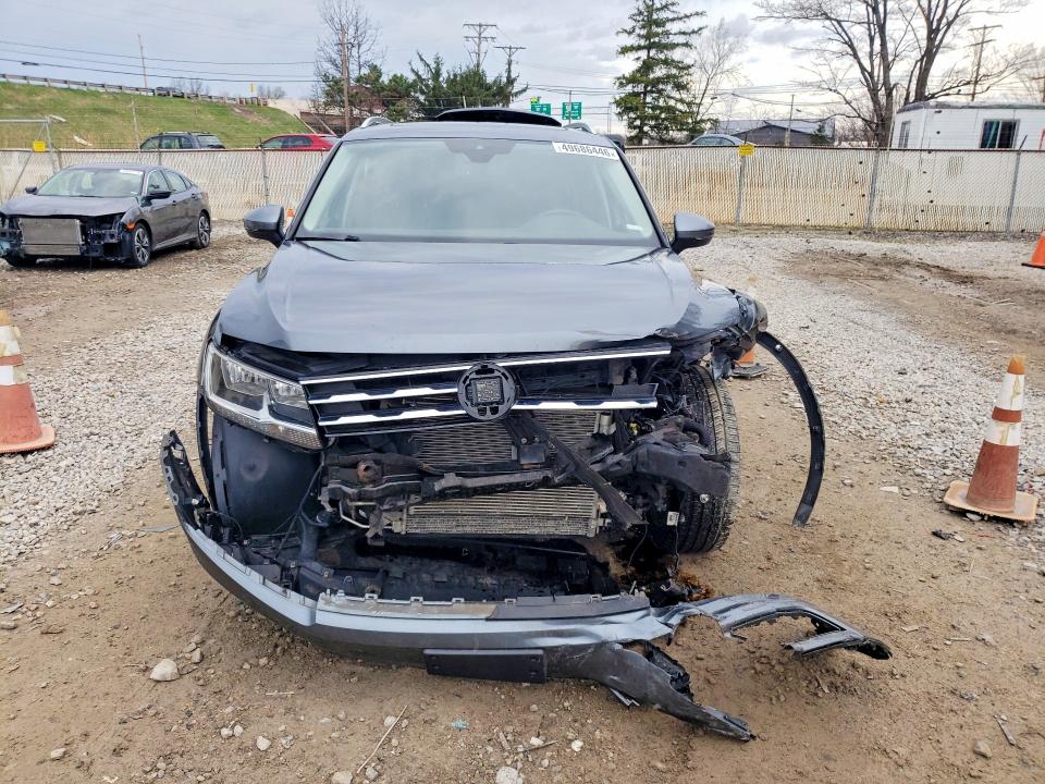 Продаж на аукціоні авто 2020 Volkswagen Tiguan, vin: 3VV2B7AX8LM182086, номер лоту: 49686446