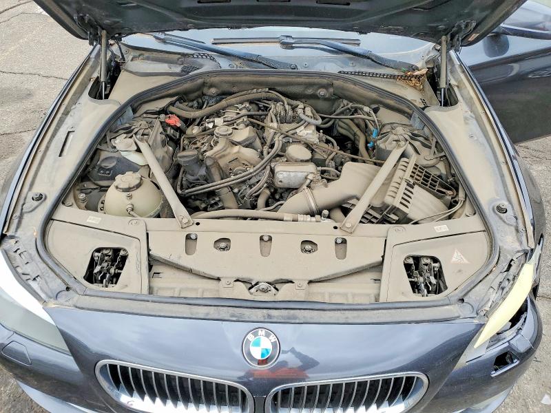 52200296 :رقم المزاد ، WBAXH5C56CDW11334 vin ، 2012 Bmw 528 مزاد بيع