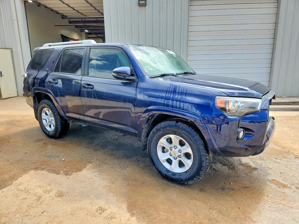 48060176 :رقم المزاد ، JTEZU5JR6J5187251 vin ، 2018 Toyota 4runner مزاد بيع