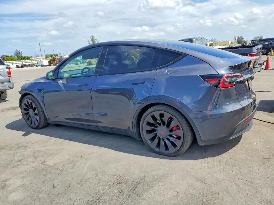 2022 Tesla Model Y მანქანა იყიდება აუქციონზე, vin: 7SAYGDEF8NF379635, აუქციონის ნომერი: 49817806