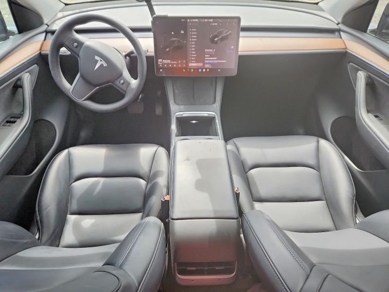 49755366 :رقم المزاد ، 7SAYGAEE8SF259710 vin ، 2025 Tesla Model Y مزاد بيع