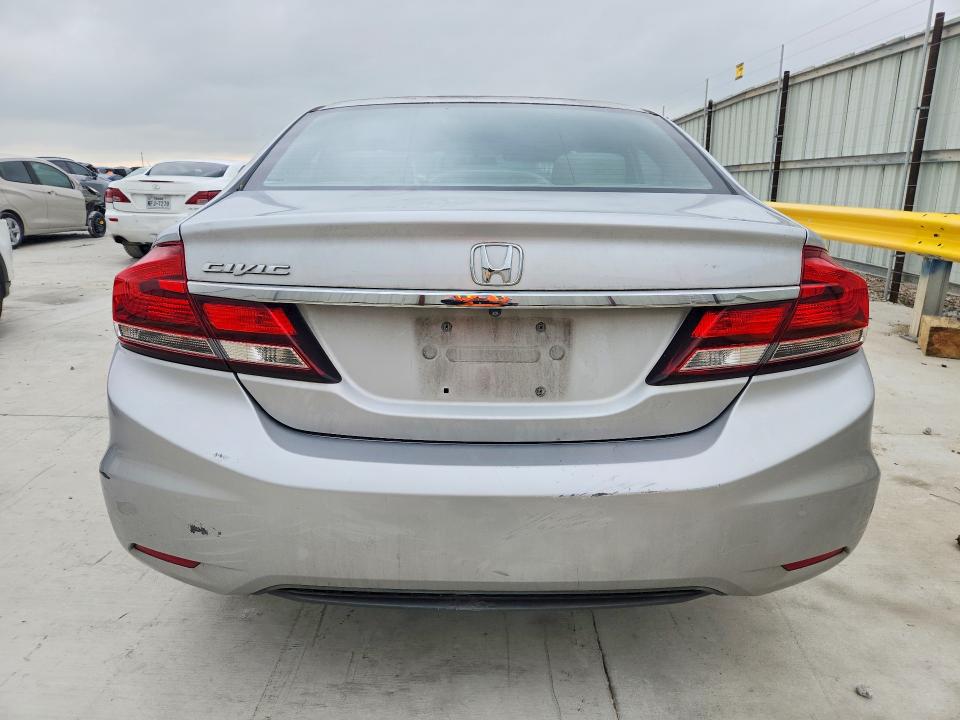 2015 Honda Civic მანქანა იყიდება აუქციონზე, vin: 2HGFB2F58FH549566, აუქციონის ნომერი: 50917136