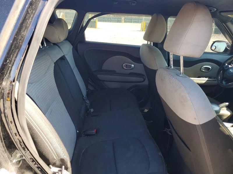 2015 Kia Soul მანქანა იყიდება აუქციონზე, vin: KNDJP3A56F7183402, აუქციონის ნომერი: 49259186