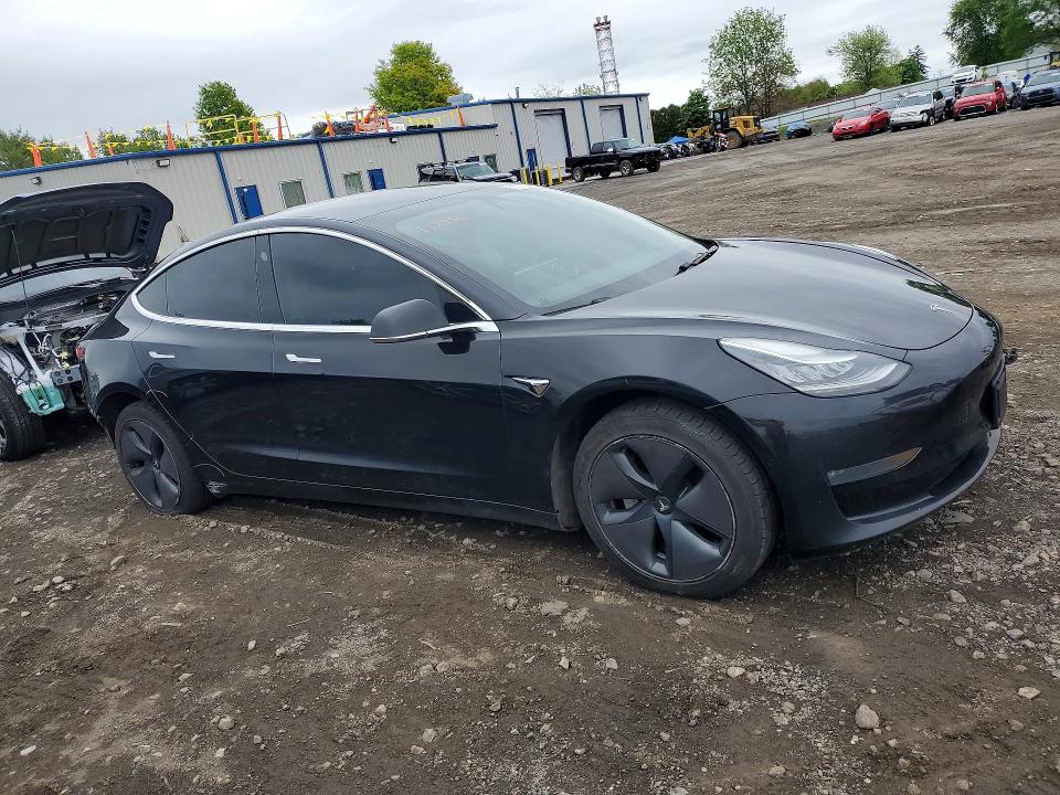 51175216 :رقم المزاد ، 5YJ3E1EA5KF421061 vin ، 2019 Tesla Model 3 مزاد بيع