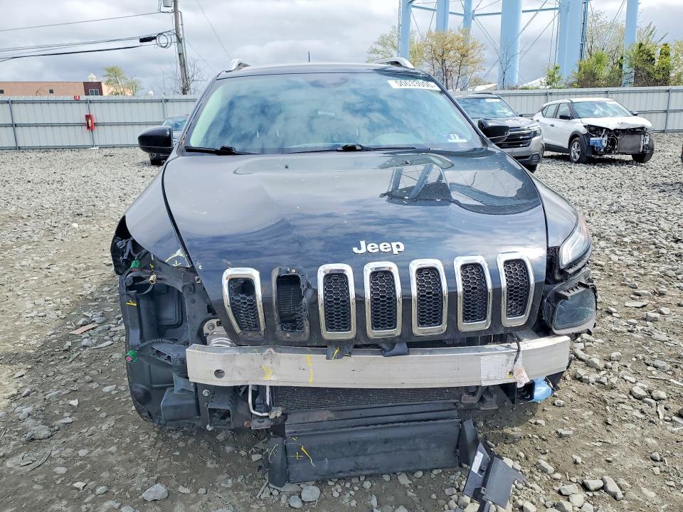 50633006 :رقم المزاد ، 1C4PJMCSXFW758594 vin ، 2015 Jeep Cherokee مزاد بيع