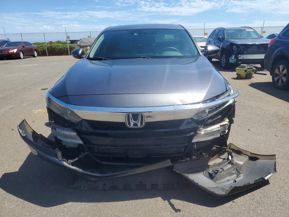 2018 Honda Accord მანქანა იყიდება აუქციონზე, vin: 1HGCV1F47JA147993, აუქციონის ნომერი: 50470076