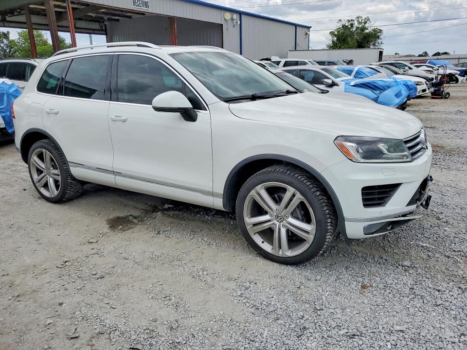 Aukcja sprzedaży 2017 Volkswagen Touareg, vin: WVGGF7BPXHD006758, numer aukcji: 50925536