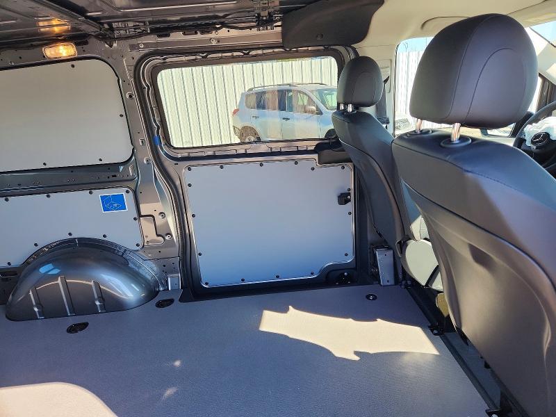 49184896 :رقم المزاد ، W1YV0BEY2P4297593 vin ، 2023 Mercedes-benz Metris مزاد بيع