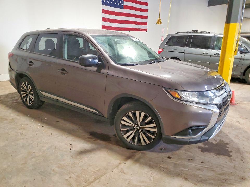 2019 Mitsubishi Outlander მანქანა იყიდება აუქციონზე, vin: JA4AD2A39KZ009060, აუქციონის ნომერი: 49336196