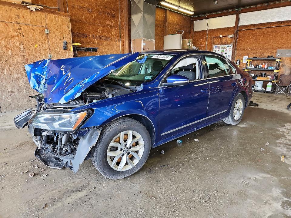 48272566 :رقم المزاد ، 1VWAT7A35GC051562 vin ، 2016 Volkswagen Passat مزاد بيع