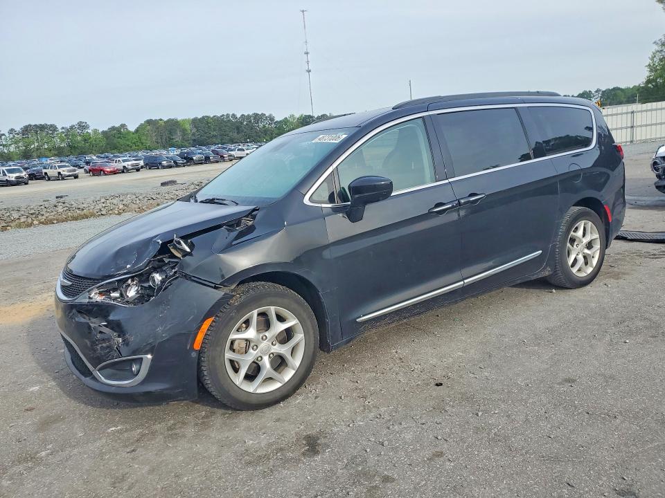 48731006 :رقم المزاد ، 2C4RC1EG5HR507701 vin ، 2017 Chrysler Pacifica مزاد بيع