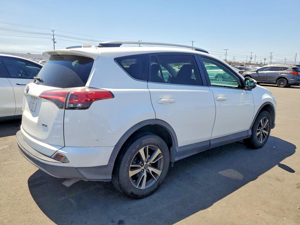 Продаж на аукціоні авто 2018 Toyota Rav4, vin: 2T3WFREV0JW476327, номер лоту: 50766606