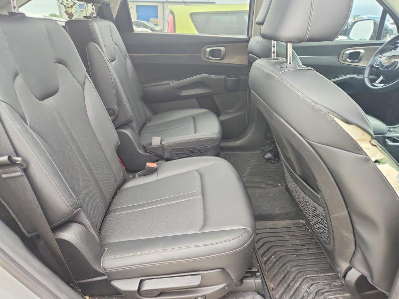Продажа на аукционе авто 2023 Kia Sorento, vin: 5XYRH4LFXPG228163, номер лота: 51842286