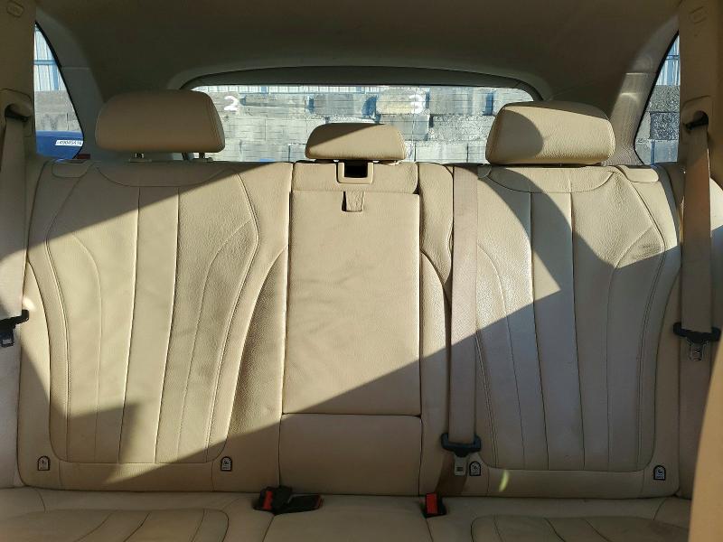 48768516 :رقم المزاد ، 5UXKR0C55F0K58060 vin ، 2015 Bmw X5 مزاد بيع