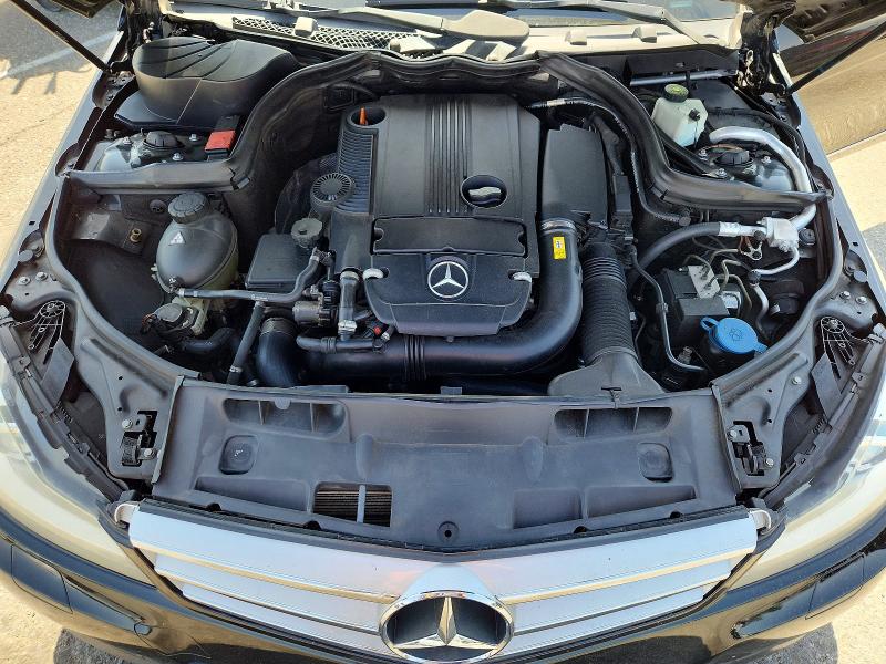 Продажа на аукционе авто 2012 Mercedes-benz C, vin: WDDGF4HB3CR211161, номер лота: 49918046