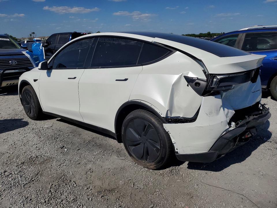 50079176 :رقم المزاد ، 7SAYGDEE6TA635871 vin ، 2026 Tesla Model Y مزاد بيع