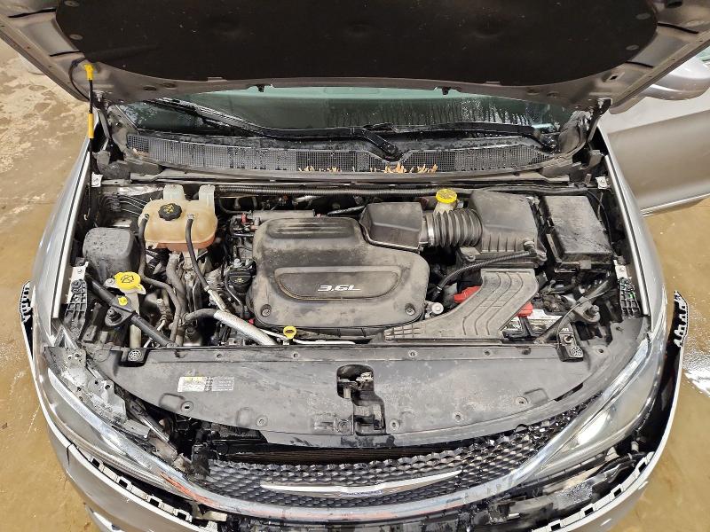 2017 Chrysler Pacifica მანქანა იყიდება აუქციონზე, vin: 2C4RC1EG5HR721443, აუქციონის ნომერი: 47993416