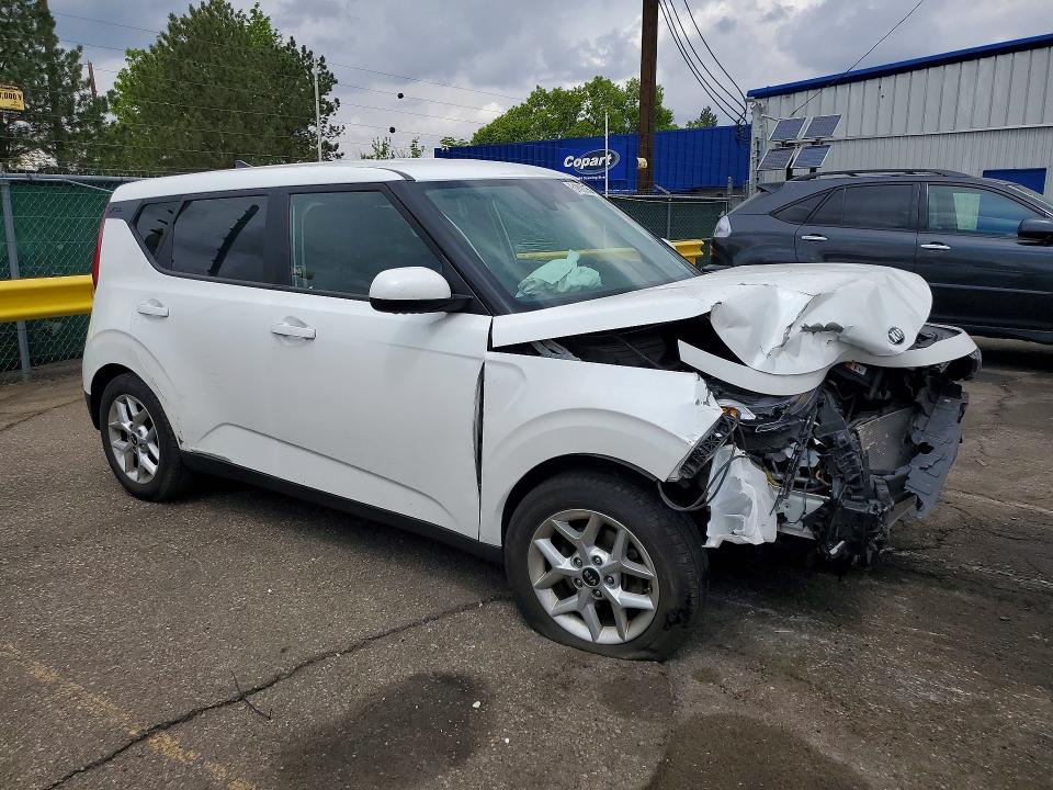 2021 Kia Soul მანქანა იყიდება აუქციონზე, vin: KNDJ23AU7M7144837, აუქციონის ნომერი: 51820856