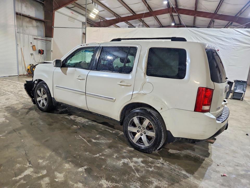 47471916 :رقم المزاد ، 5FNYF4H97FB007209 vin ، 2015 Honda Pilot مزاد بيع