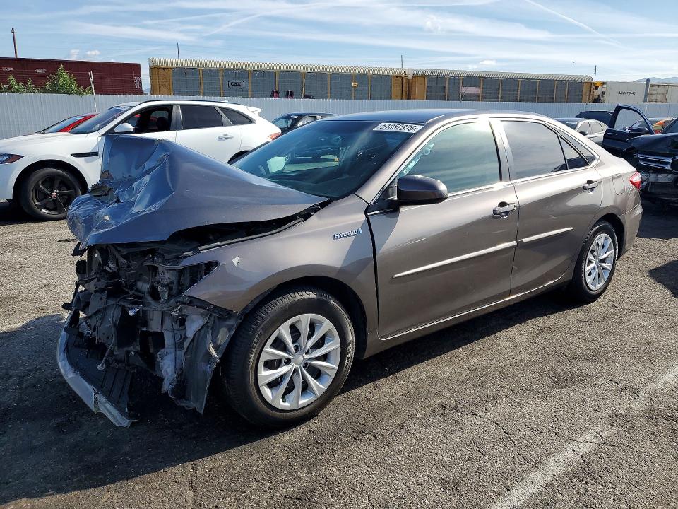 51052376 :رقم المزاد ، 4T1BD1FK2FU167419 vin ، 2015 Toyota Camry Hybrid مزاد بيع
