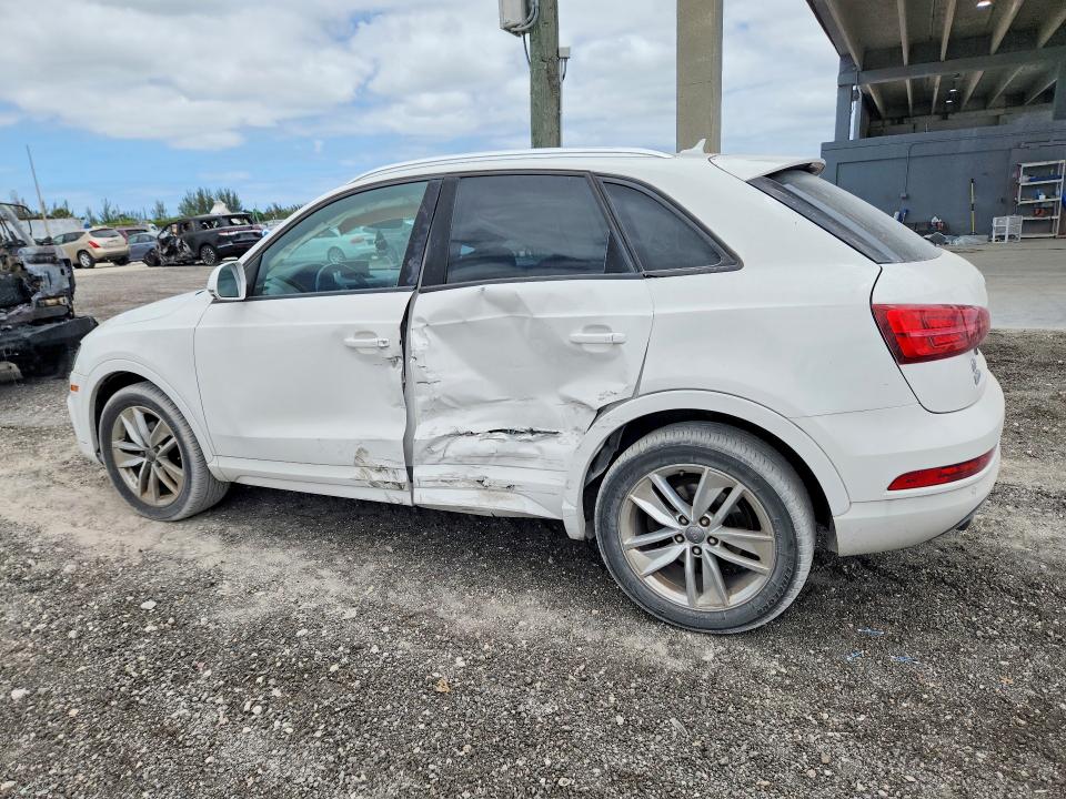Продажа на аукционе авто 2017 Audi Q3, vin: WA1BCCFS4HR015418, номер лота: 50172226