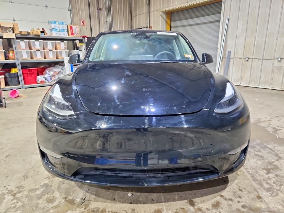 50118096 :رقم المزاد ، 7SAYGDEE9PA187003 vin ، 2023 Tesla Model Y مزاد بيع