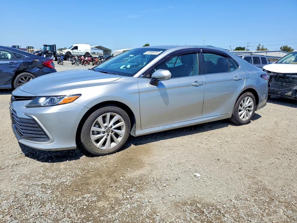 Продажа на аукционе авто 2024 Toyota Camry, vin: 4T1R11AK6RU876891, номер лота: 51358416