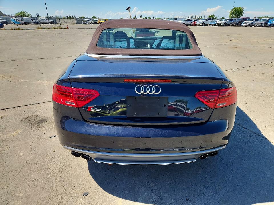 2013 Audi S5 მანქანა იყიდება აუქციონზე, vin: WAUCGAFHXDN003523, აუქციონის ნომერი: 49245796