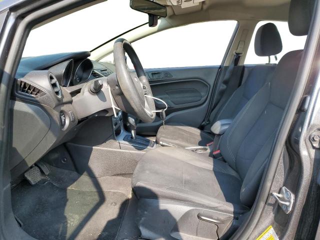 52102413 :رقم المزاد ، 3FADP4BJ2JM104410 vin ، 2018 Ford Fiesta Se مزاد بيع