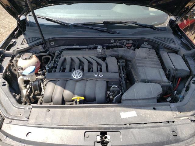 52565943 :رقم المزاد ، 1VWJM7A36JC032569 vin ، 2018 Volkswagen Passat Gt مزاد بيع