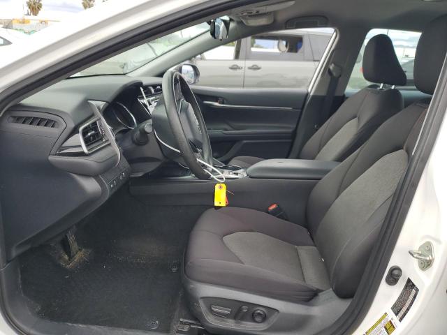 Продажа на аукционе авто 2020 Toyota Camry Le, vin: 4T1C31AK2LU530747, номер лота: 51075413