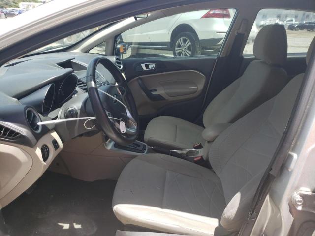 51197723 :رقم المزاد ، 3FADP4EJ2FM200850 vin ، 2015 Ford Fiesta Se مزاد بيع