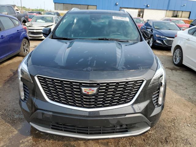 52919853 :رقم المزاد ، 1GYFZDR4XMF077257 vin ، 2021 Cadillac Xt4 Premium Luxury مزاد بيع
