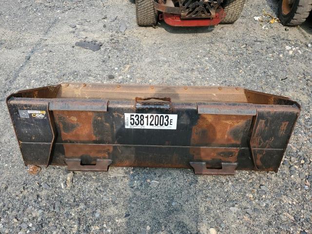 53812003 :رقم المزاد ، JOHNDEERE vin ، 2000 John Deere331g مزاد بيع