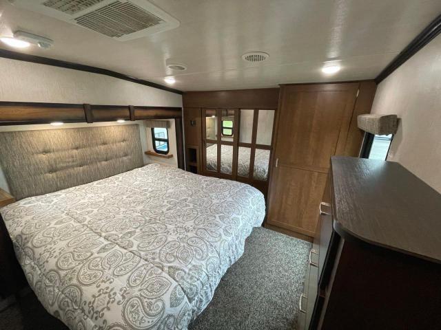 Aukcja sprzedaży 2019 Hrtl Heartland Elkridge 37bhs, vin: 5SFRG4321KE388513, numer aukcji: 52482413