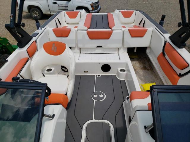 56386674 :رقم المزاد ، WTXX1265C919 vin ، 2019 Heyd Wt Surf مزاد بيع