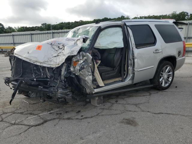 2010 Cadillac Escalade მანქანა იყიდება აუქციონზე, vin: 1GYUKDEF7AR138139, აუქციონის ნომერი: 55893594