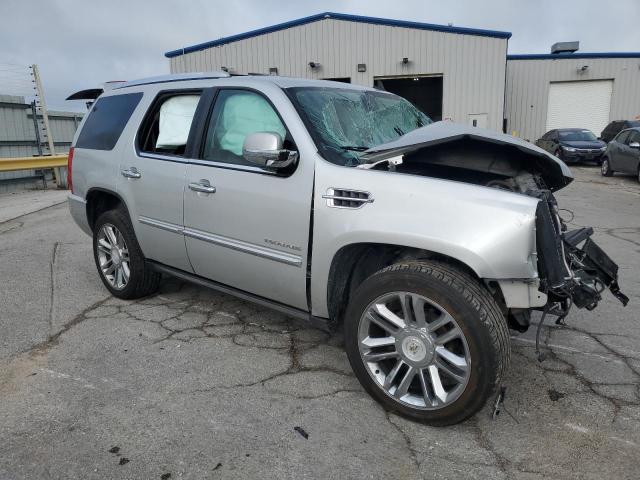 55893594 :رقم المزاد ، 1GYUKDEF7AR138139 vin ، 2010 Cadillac Escalade مزاد بيع