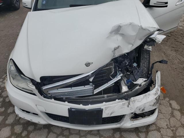 Продаж на аукціоні авто 2013 Mercedes-benz C, vin: WDDGF4HB3DA800193, номер лоту: 53410914