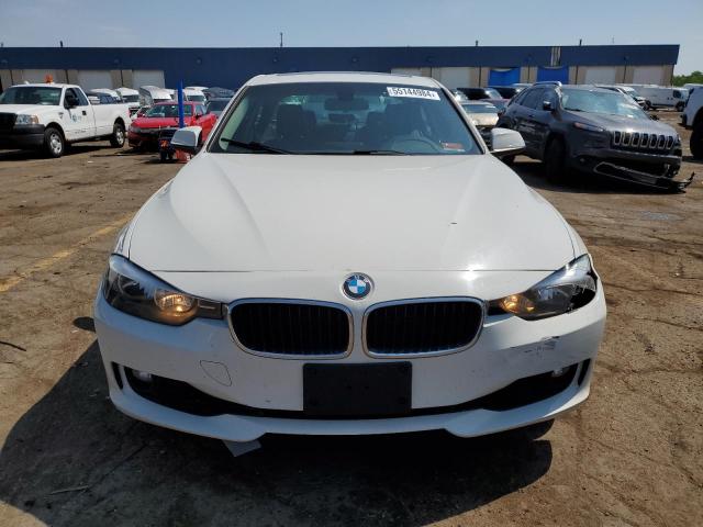 2015 Bmw 328 მანქანა იყიდება აუქციონზე, vin: WBA3B5C58FF960777, აუქციონის ნომერი: 55144984
