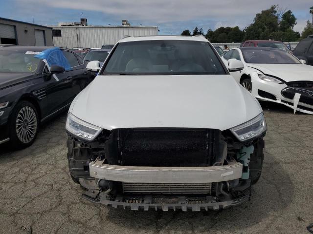 2016 Audi Q3 Prestige მანქანა იყიდება აუქციონზე, vin: WA1GFCFSXGR004015, აუქციონის ნომერი: 55546994