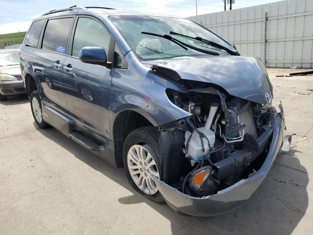 2017 Toyota Sienna Xle მანქანა იყიდება აუქციონზე, vin: 5TDYZ3DC4HS875413, აუქციონის ნომერი: 56413154