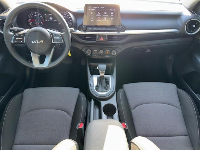 57675865 :رقم المزاد ، 3KPF24AD4NE464503 vin ، 2022 Kia Forte Fe مزاد بيع
