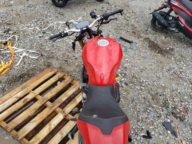 58168195 :رقم المزاد ، ZDMMACFWXJB024926 vin ، 2018 Ducati Monster مزاد بيع